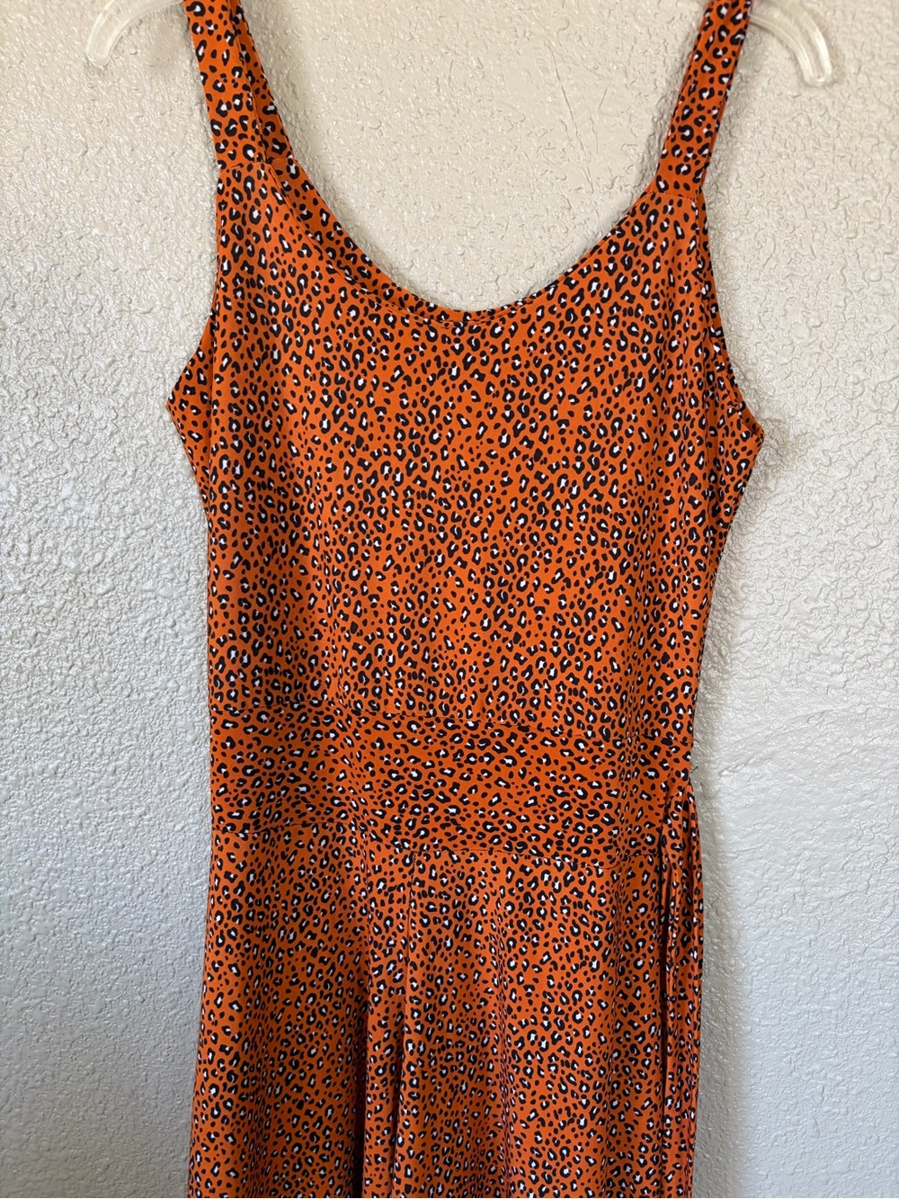 Orange Leopard-Print jumpsuit romper women’s Size M - Picture 4 of 11
